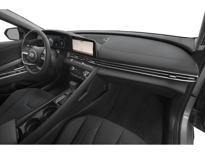 2025 Hyundai Elantra SEL Convenience 4dr Sedan