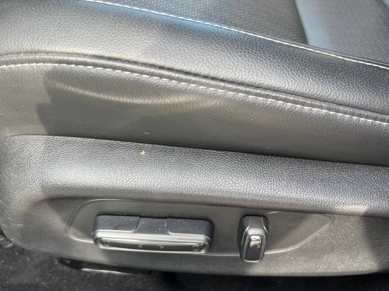 2022 Honda Civic EX L 4dr Hatchback