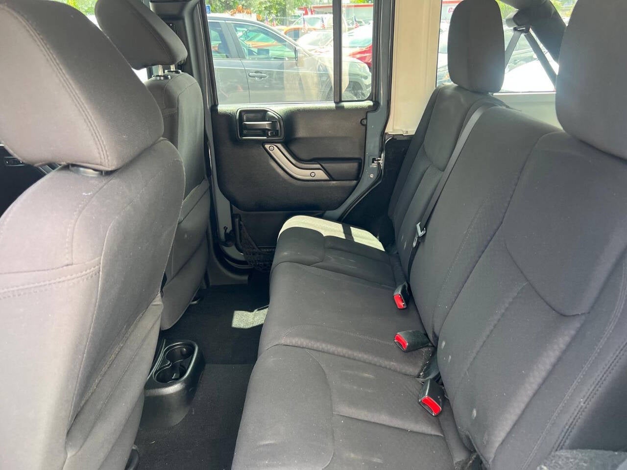 2014 Jeep Wrangler Unlimited Sport 4x4 4dr SUV