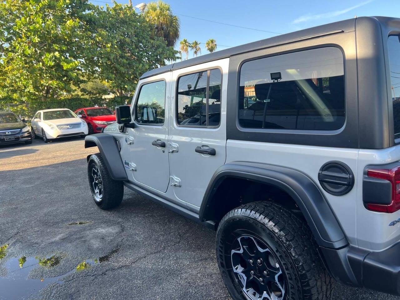 2023 Jeep Wrangler Rubicon 4xe 4x4 4dr SUV