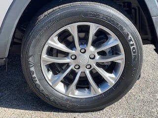 2021 Jeep Cherokee Latitude Plus 4dr SUV