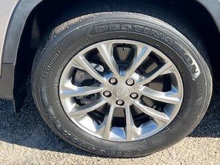 2021 Jeep Cherokee Latitude Plus 4dr SUV