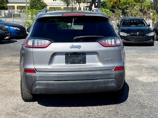 2021 Jeep Cherokee Latitude Plus 4dr SUV