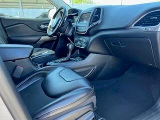 2021 Jeep Cherokee Latitude Plus 4dr SUV