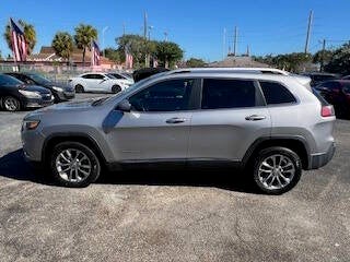 2021 Jeep Cherokee Latitude Plus 4dr SUV