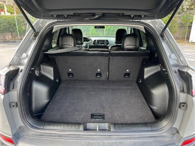 2020 Jeep Cherokee Latitude Plus 4dr SUV