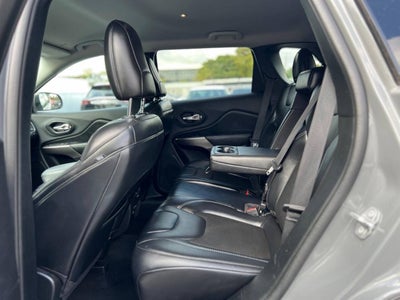 2020 Jeep Cherokee Latitude Plus 4dr SUV