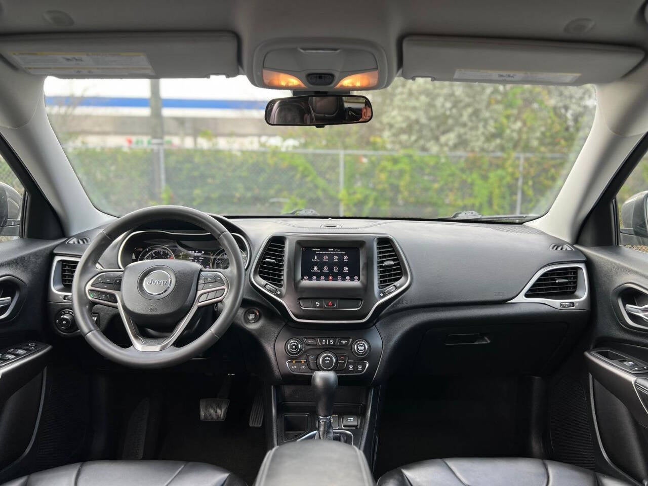 2020 Jeep Cherokee Latitude Plus 4dr SUV