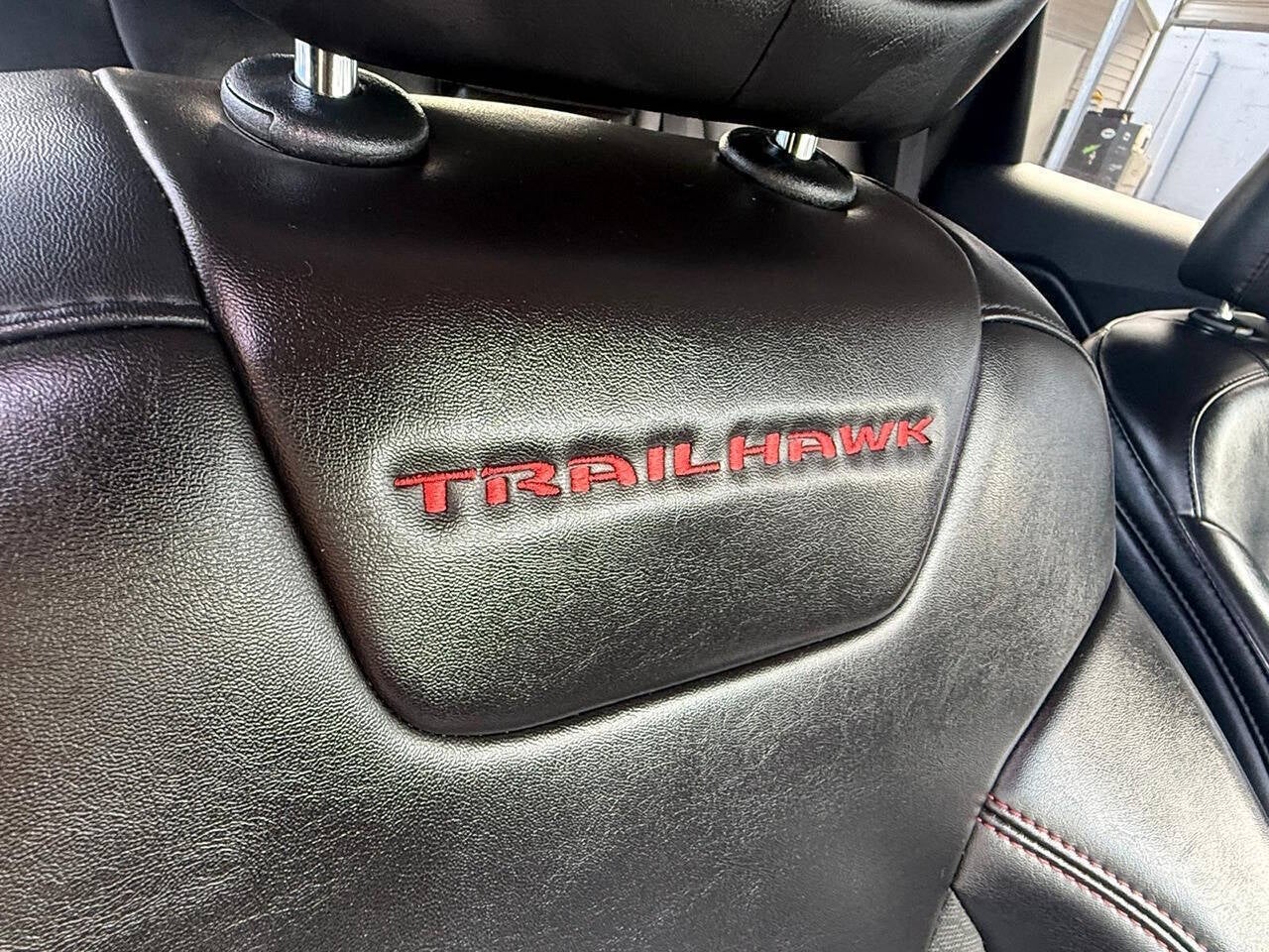 2019 Jeep Cherokee Trailhawk 4x4 4dr SUV
