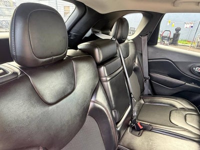 2019 Jeep Cherokee Trailhawk 4x4 4dr SUV
