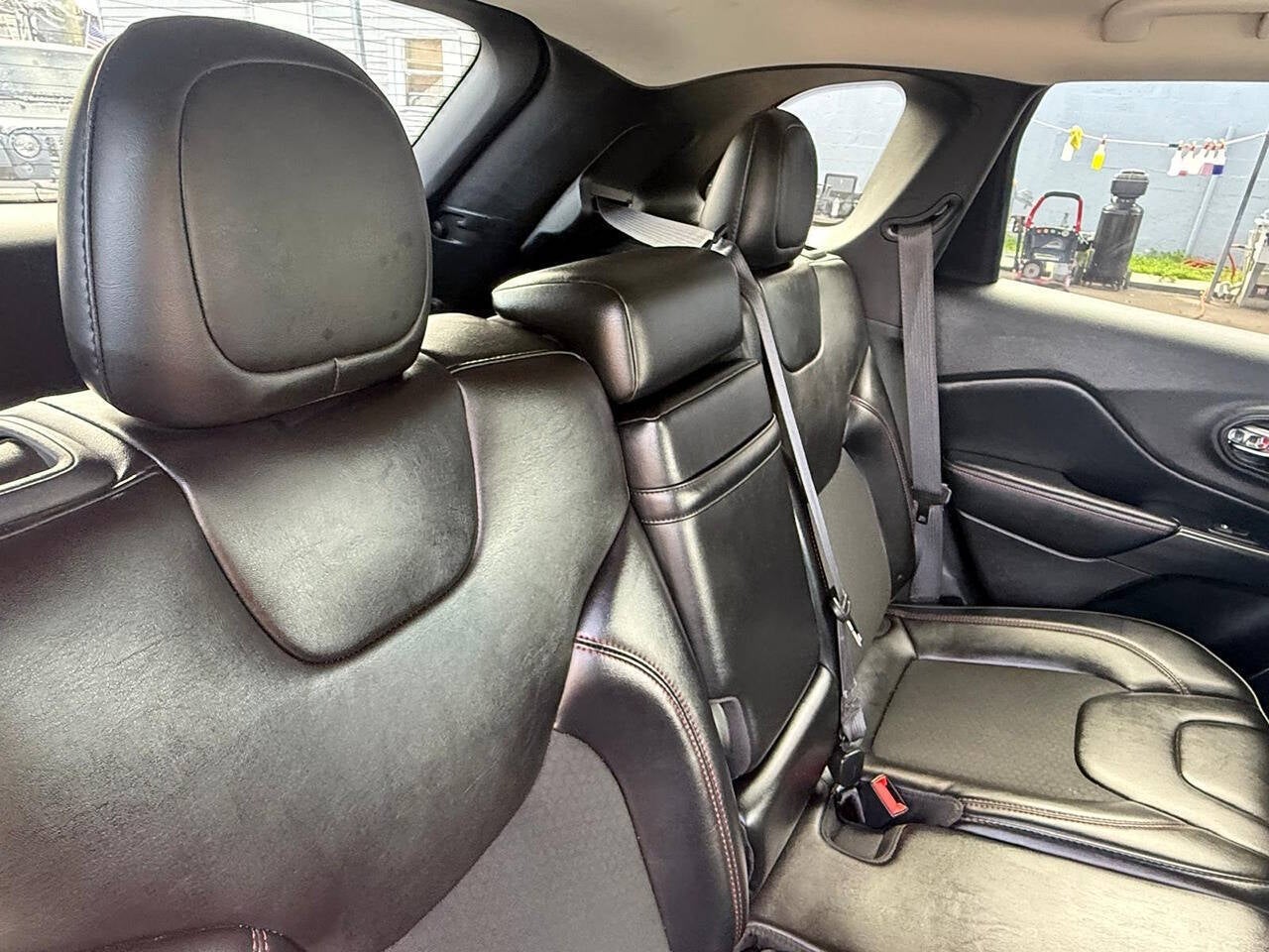 2019 Jeep Cherokee Trailhawk 4x4 4dr SUV