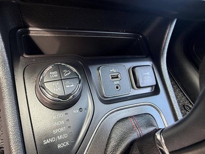 2019 Jeep Cherokee Trailhawk 4x4 4dr SUV