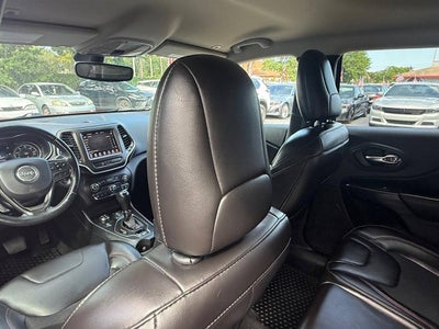 2019 Jeep Cherokee Trailhawk 4x4 4dr SUV