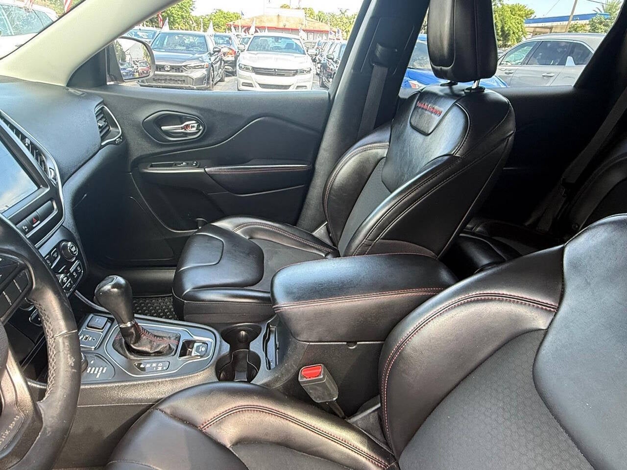2019 Jeep Cherokee Trailhawk 4x4 4dr SUV