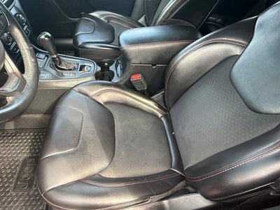 2019 Jeep Cherokee Trailhawk 4x4 4dr SUV
