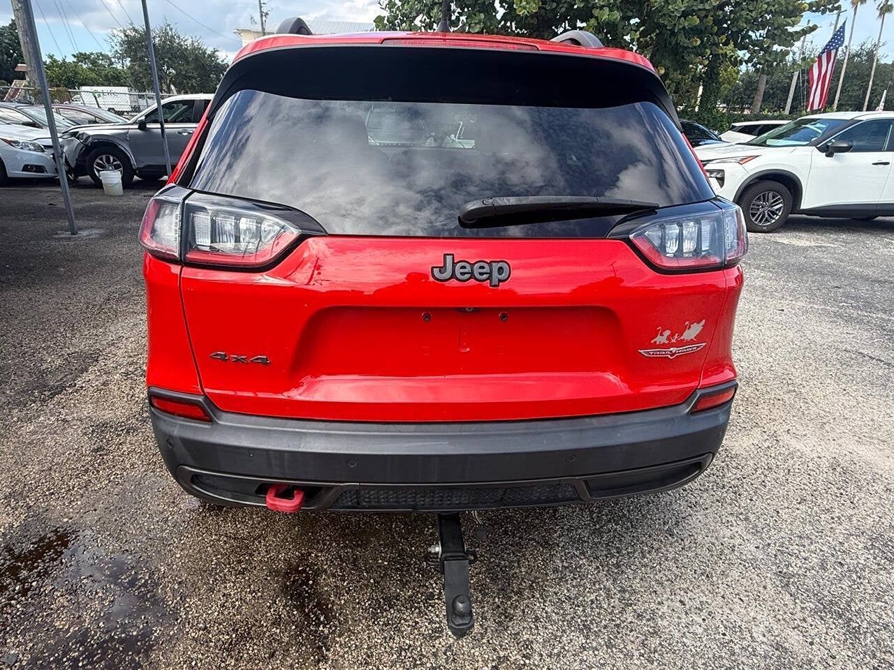 2019 Jeep Cherokee Trailhawk 4x4 4dr SUV