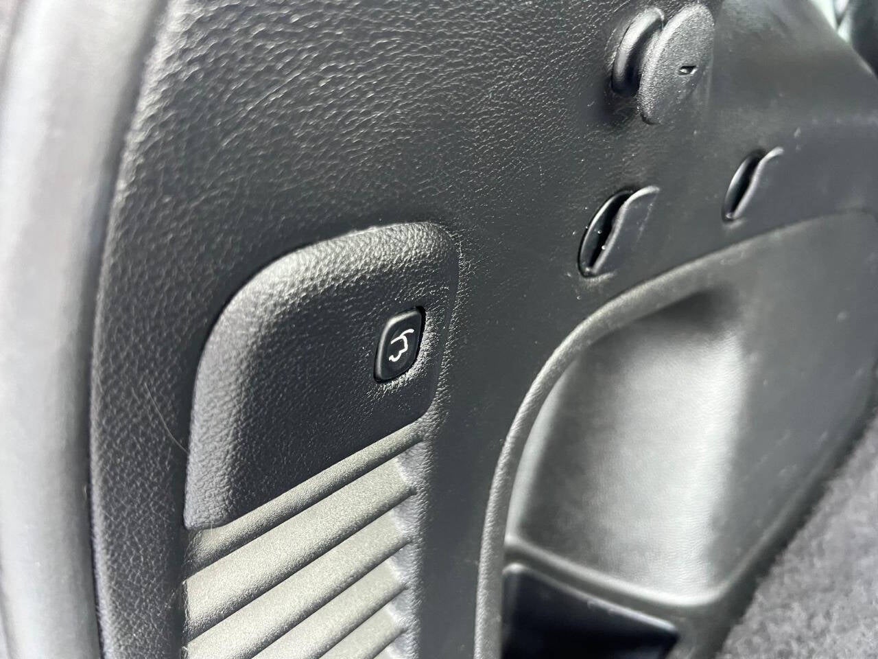 2021 Jeep Grand Cherokee Limited 4x2 4dr SUV