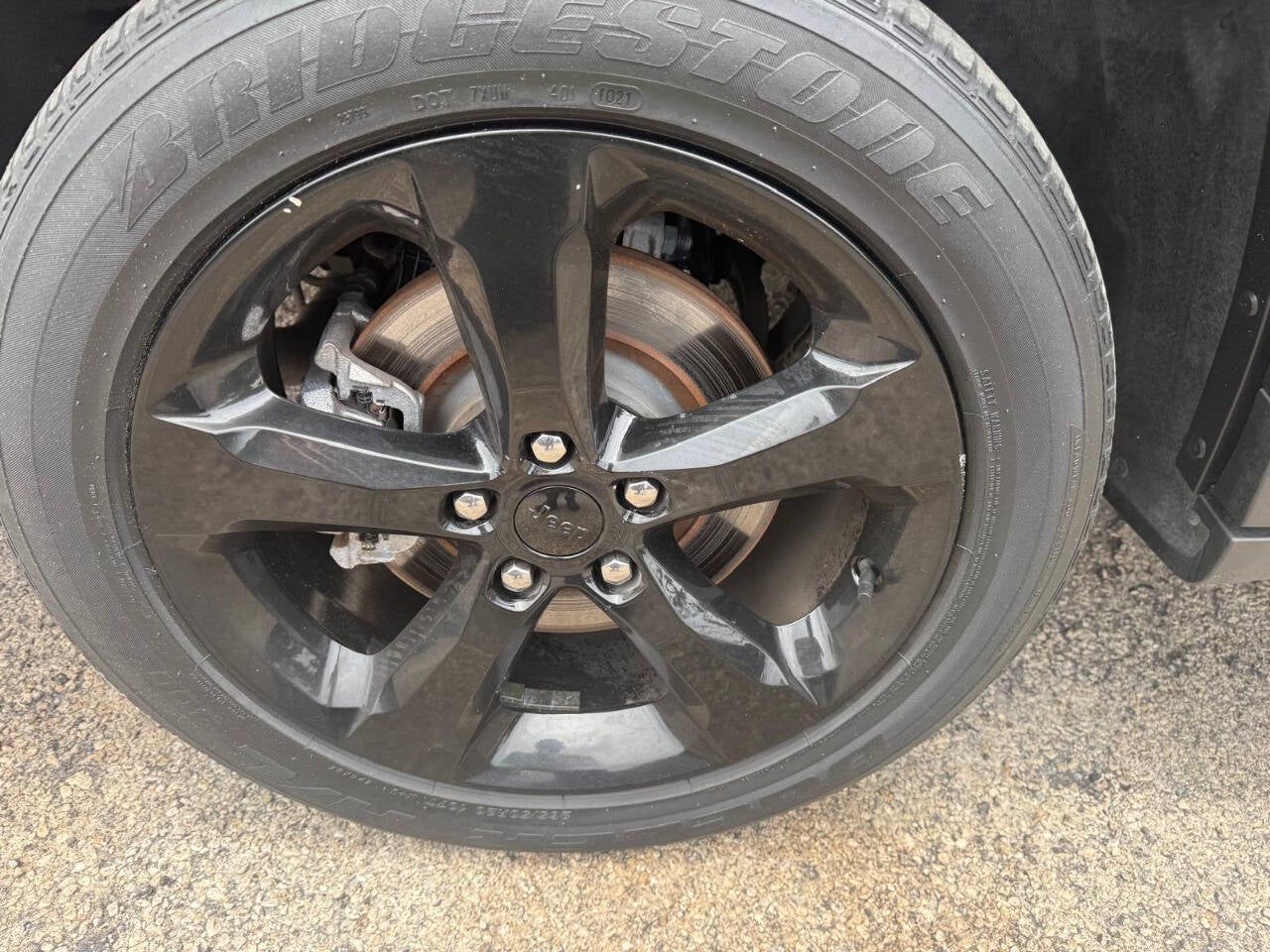 2023 Jeep Grand Cherokee L Laredo 4x2 4dr SUV