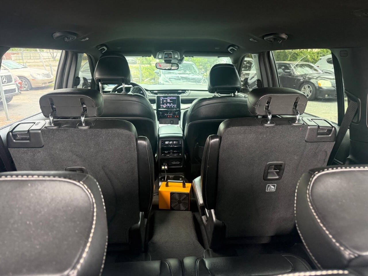 2023 Jeep Grand Cherokee L Laredo 4x2 4dr SUV