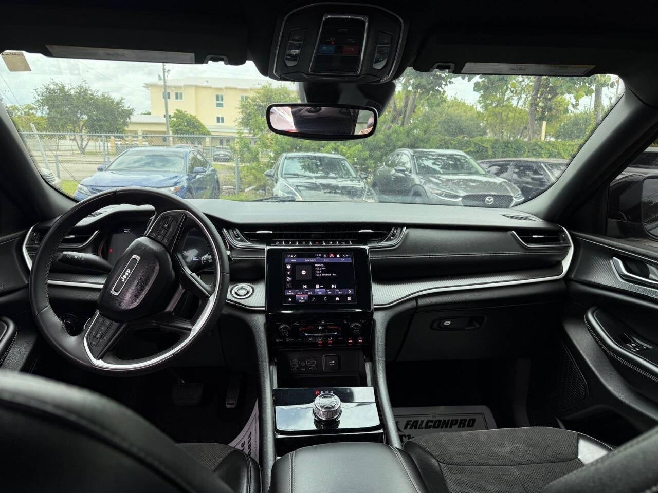 2023 Jeep Grand Cherokee L Laredo 4x2 4dr SUV