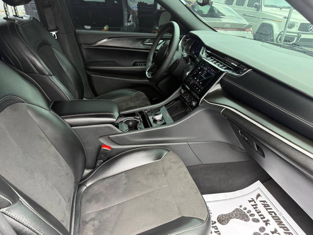 2023 Jeep Grand Cherokee L Laredo 4x2 4dr SUV