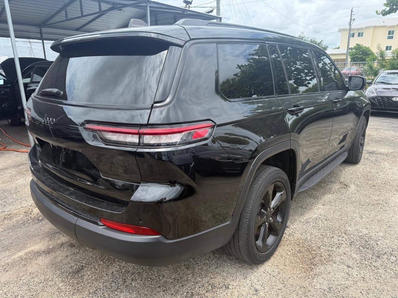 2023 Jeep Grand Cherokee L Laredo 4x2 4dr SUV