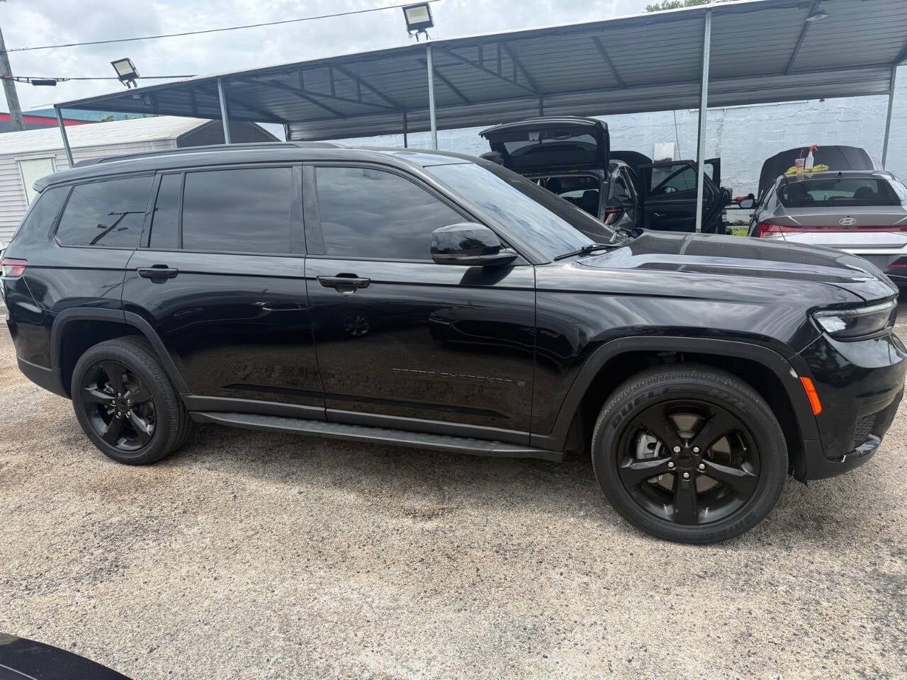 2023 Jeep Grand Cherokee L Laredo 4x2 4dr SUV