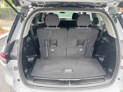 2023 Jeep Grand Cherokee L Laredo 4x4 4dr SUV