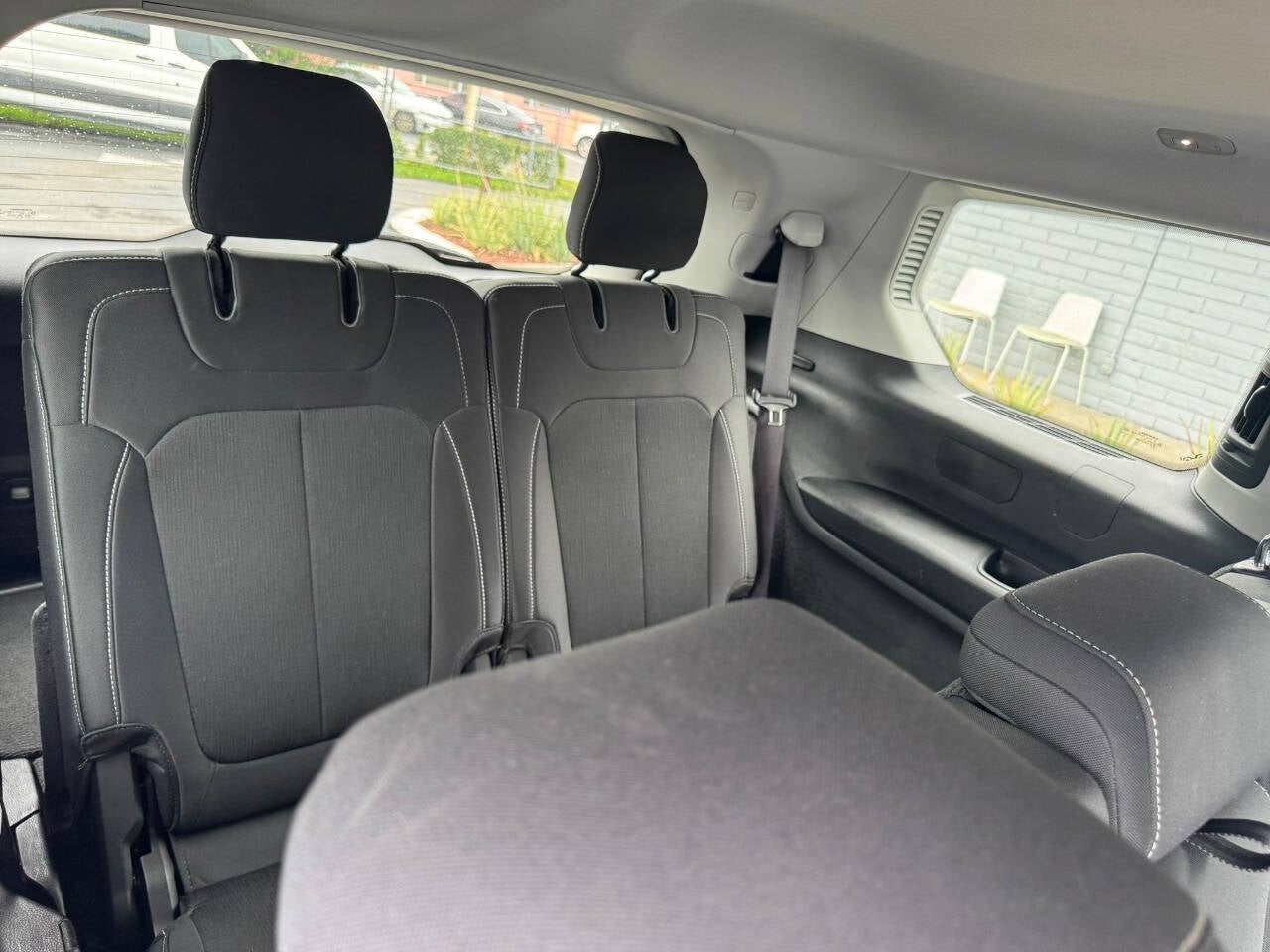 2023 Jeep Grand Cherokee L Laredo 4x4 4dr SUV