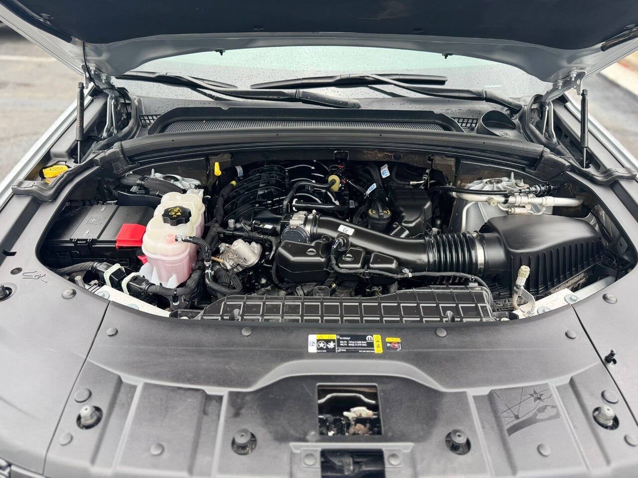 2023 Jeep Grand Cherokee L Laredo 4x4 4dr SUV