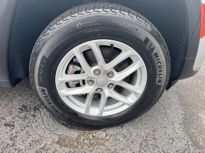 2023 Jeep Grand Cherokee L Laredo 4x4 4dr SUV