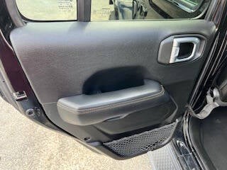 2022 Jeep Gladiator High Altitude 4x4 4dr Crew Cab 5.0 ft. SB