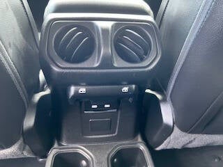 2022 Jeep Gladiator High Altitude 4x4 4dr Crew Cab 5.0 ft. SB