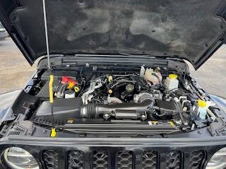 2022 Jeep Gladiator High Altitude 4x4 4dr Crew Cab 5.0 ft. SB