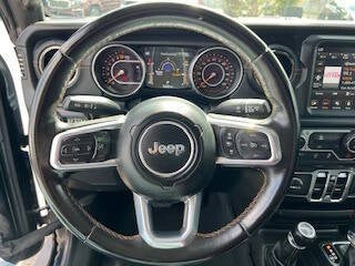 2022 Jeep Gladiator High Altitude 4x4 4dr Crew Cab 5.0 ft. SB