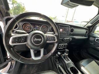 2022 Jeep Gladiator High Altitude 4x4 4dr Crew Cab 5.0 ft. SB