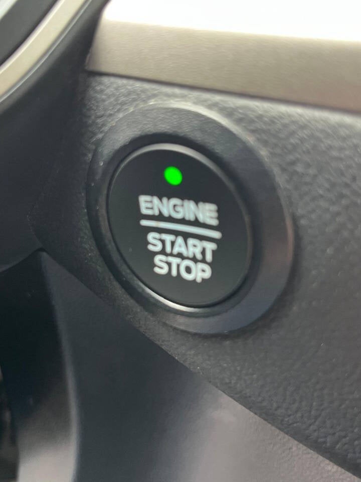 2022 Ford Escape Hybrid SE 4dr SUV