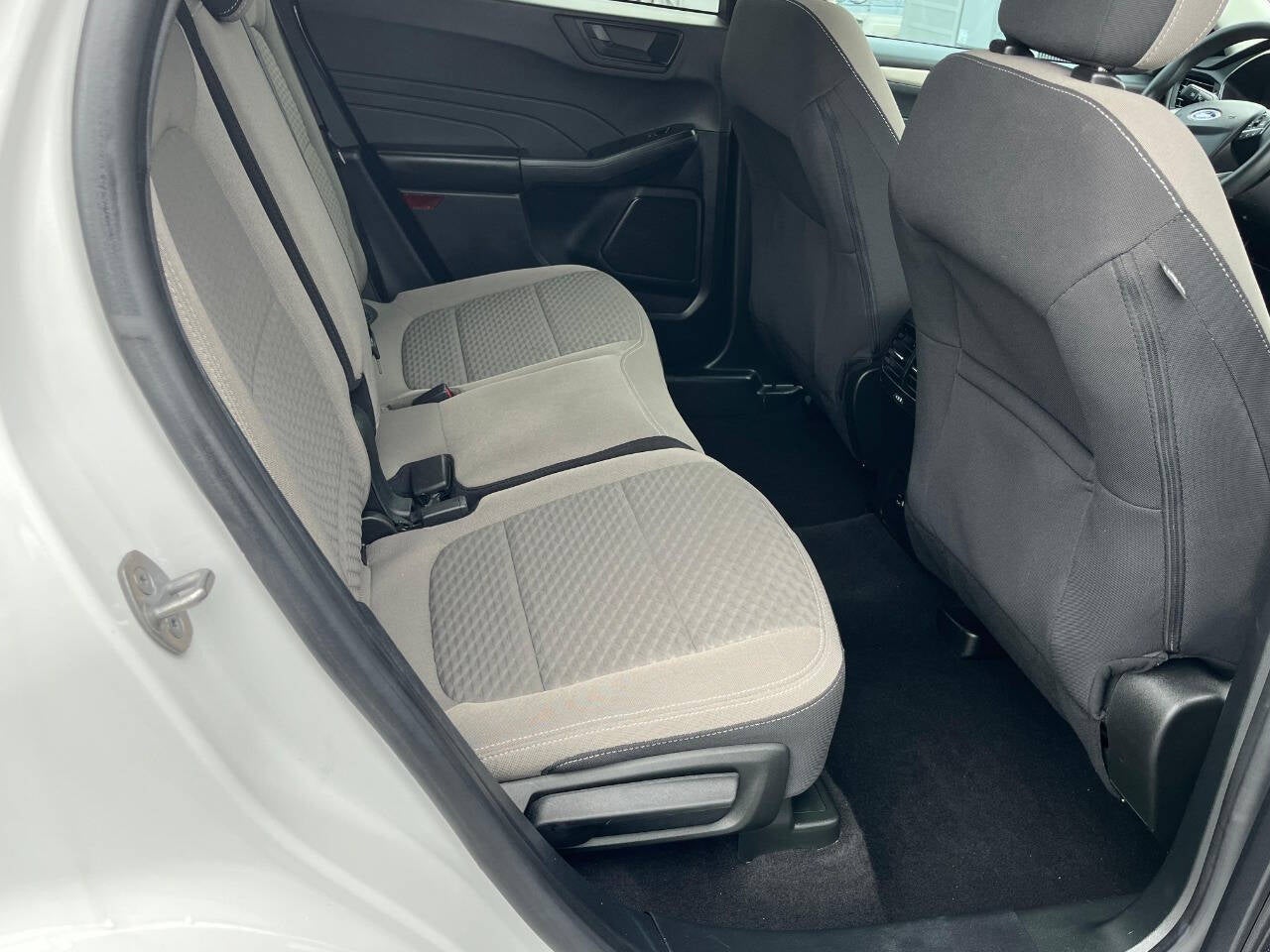 2022 Ford Escape Hybrid SE 4dr SUV