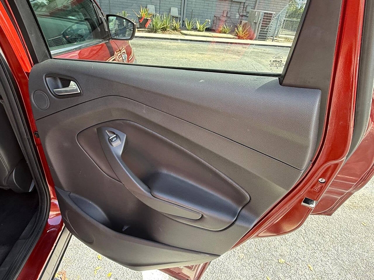 2016 Ford Escape Titanium 4dr SUV