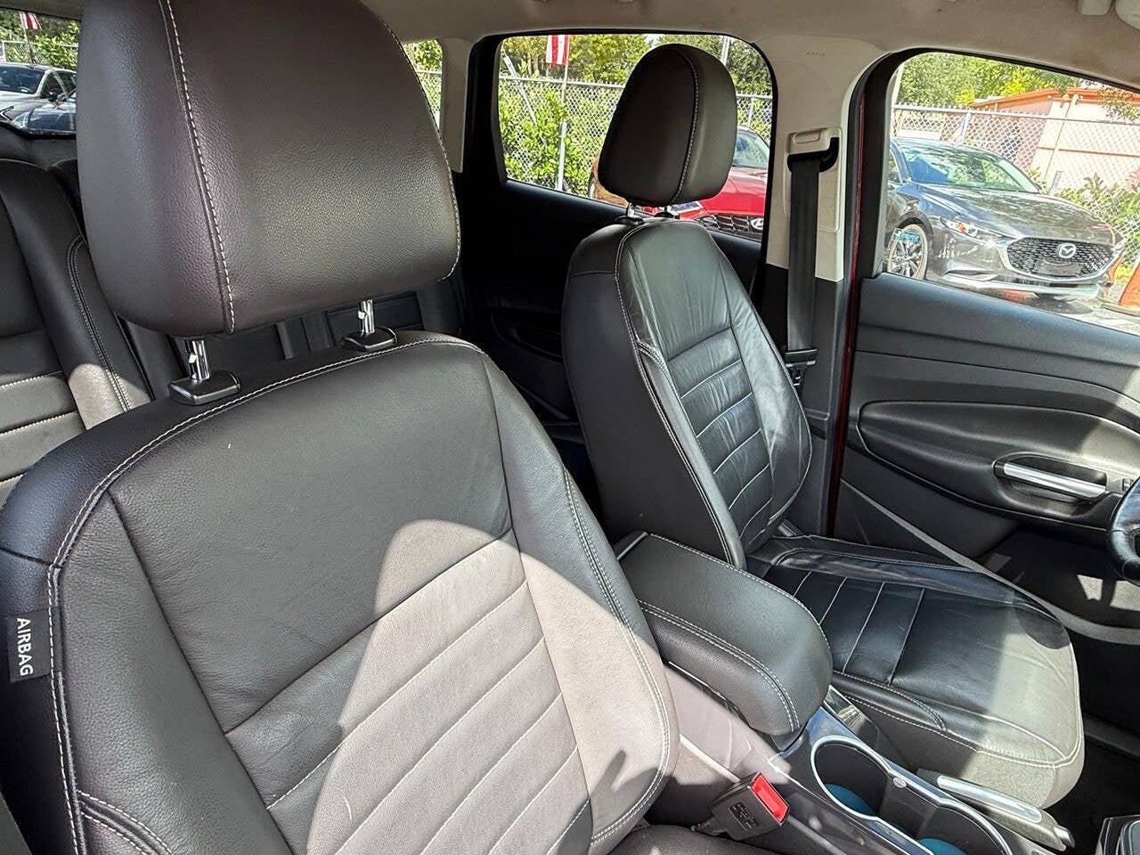 2016 Ford Escape Titanium 4dr SUV