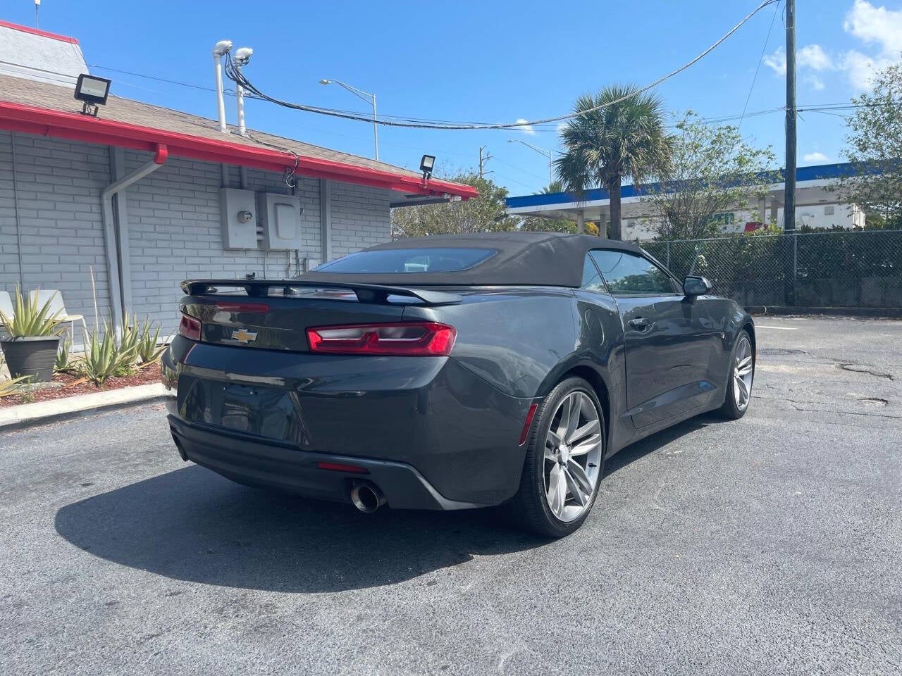 2018 Chevrolet Camaro LT 2dr Convertible w/1LT