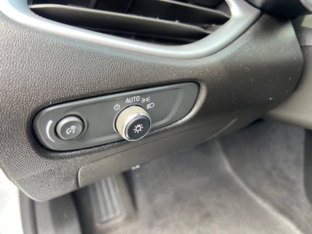 2023 Chevrolet Malibu LT 4dr Sedan w/1LT