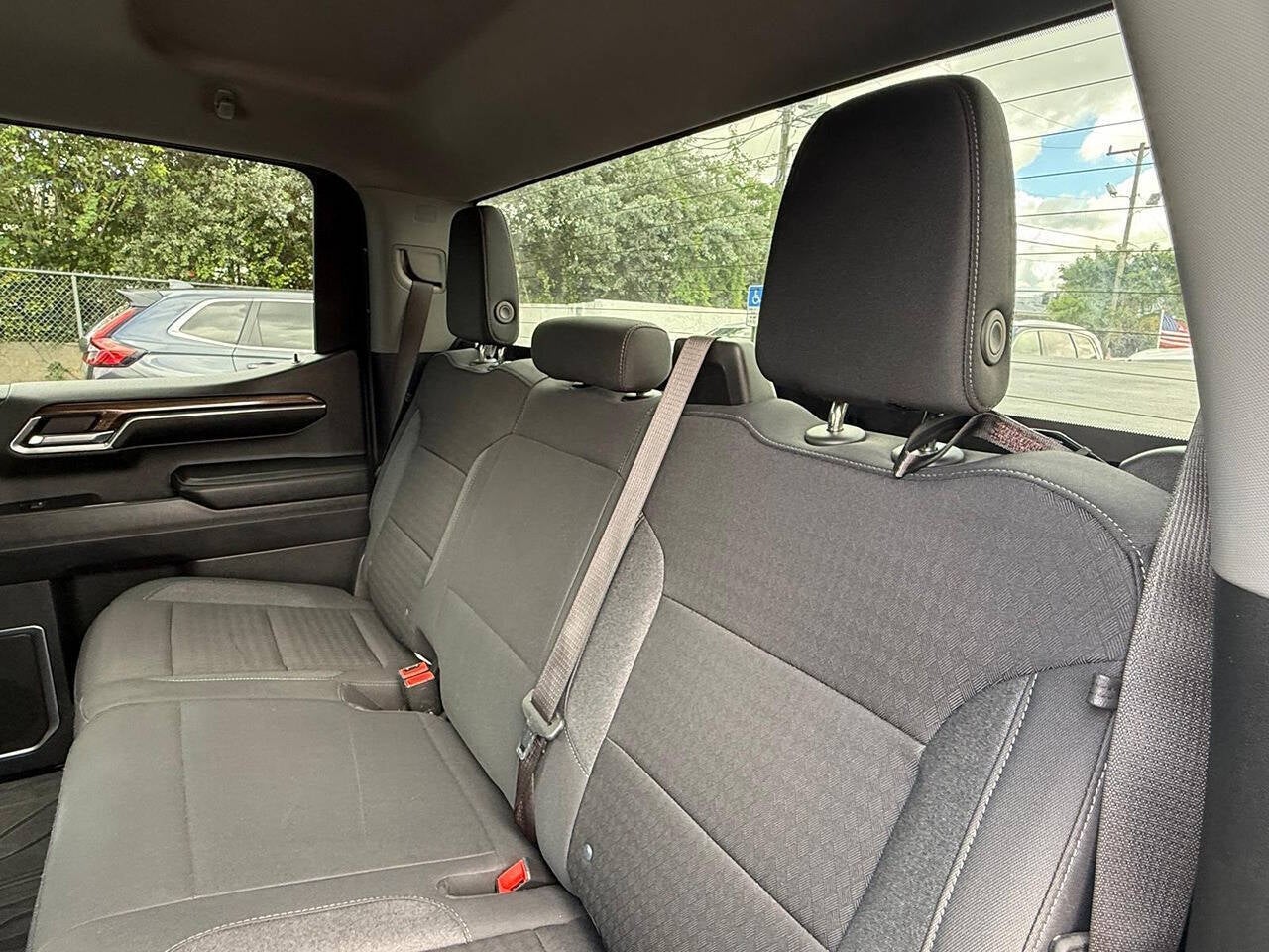 2024 Chevrolet Silverado 1500 LT Pickup 4D 6 1/2 ft
