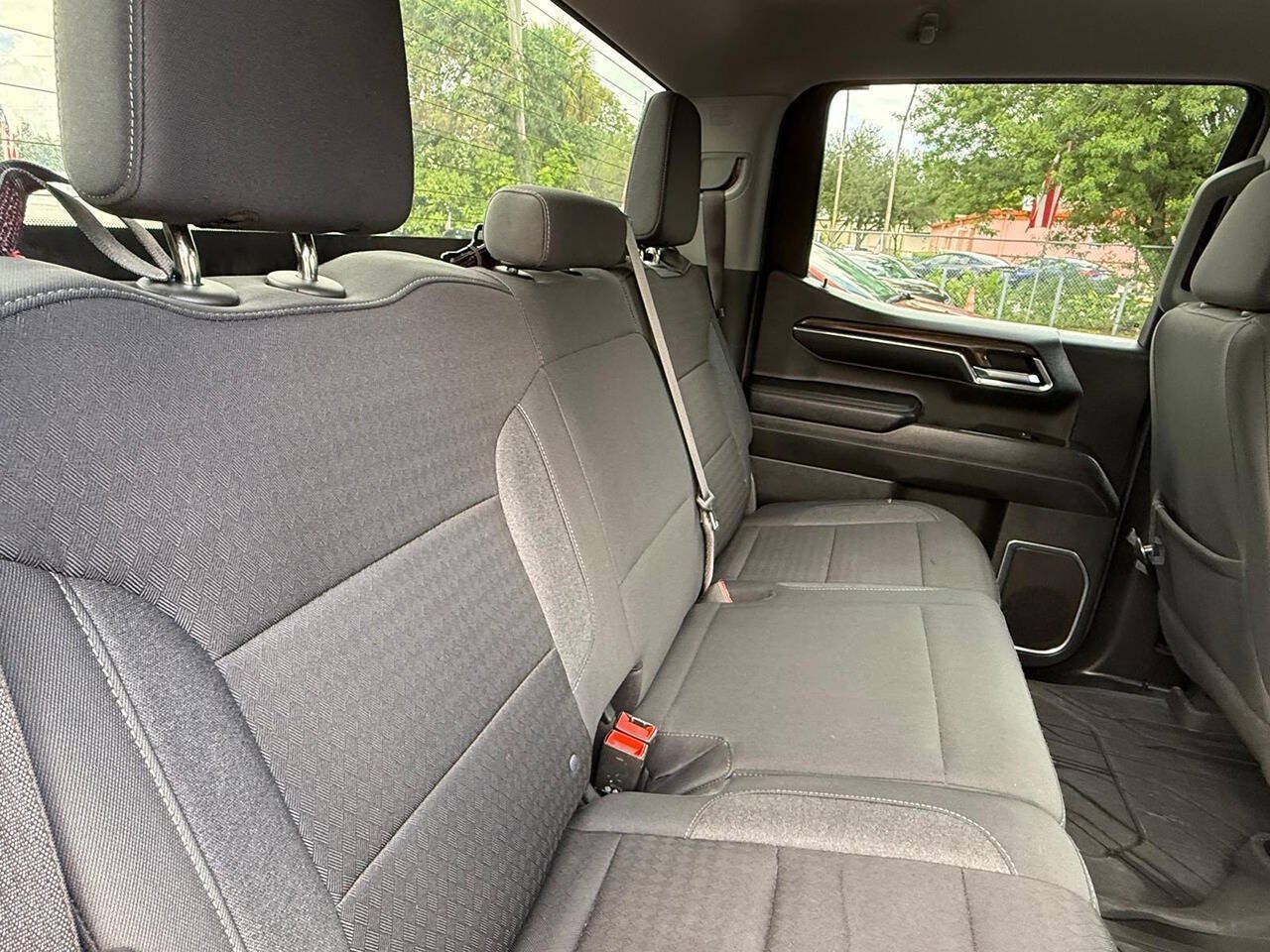 2024 Chevrolet Silverado 1500 LT Pickup 4D 6 1/2 ft