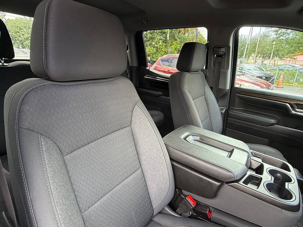 2024 Chevrolet Silverado 1500 LT Pickup 4D 6 1/2 ft