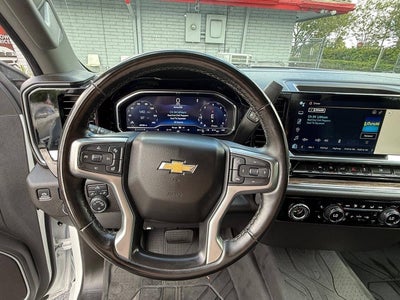 2024 Chevrolet Silverado 1500 LT Pickup 4D 6 1/2 ft