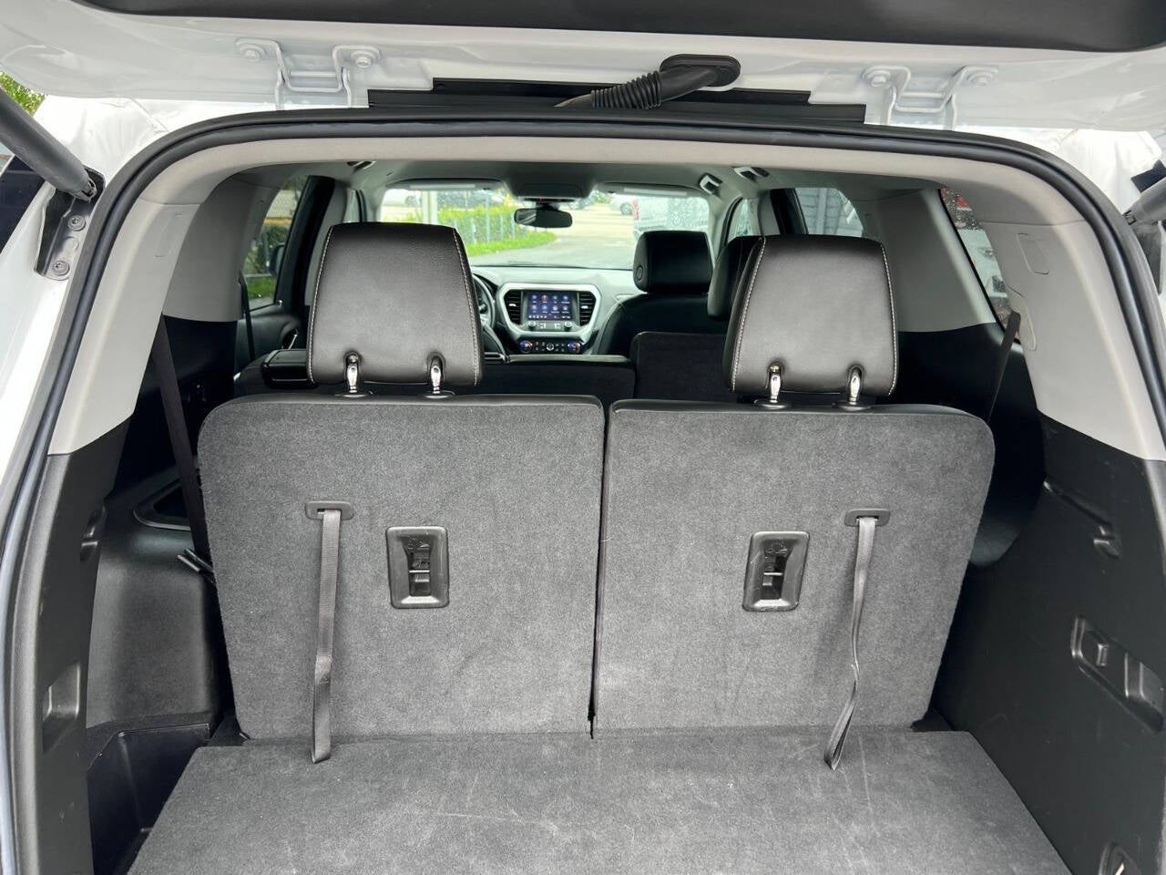 2023 GMC Acadia SLT 4x4 4dr SUV