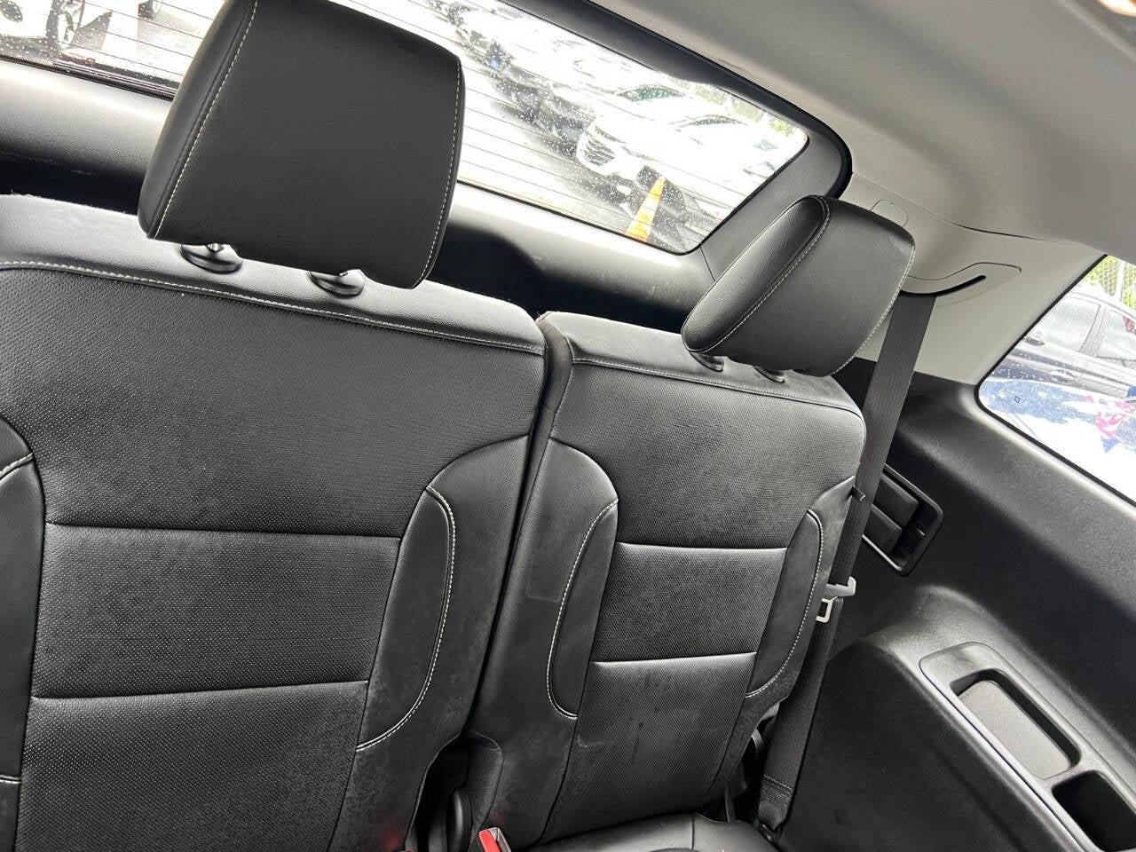 2023 GMC Acadia SLT 4x4 4dr SUV