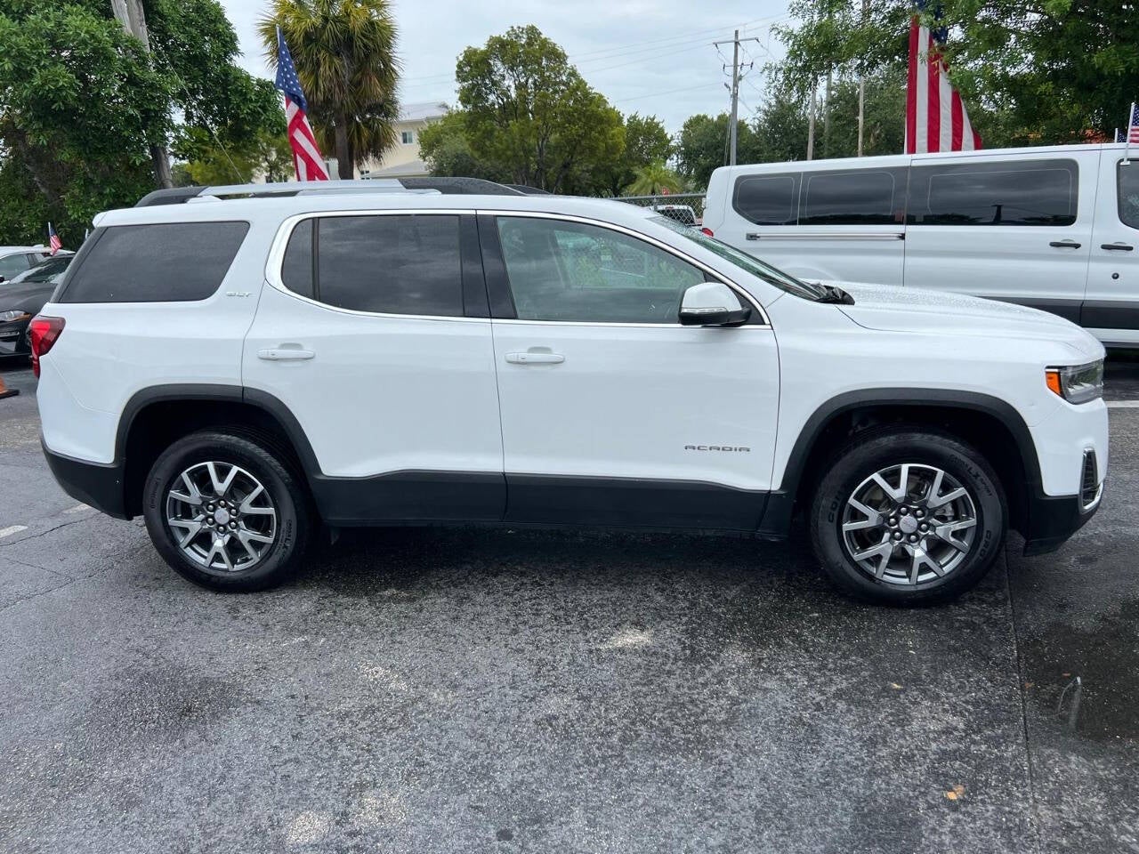 2023 GMC Acadia SLT 4x4 4dr SUV
