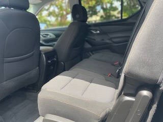 2021 Chevrolet Traverse LS 4dr SUV w/1LS